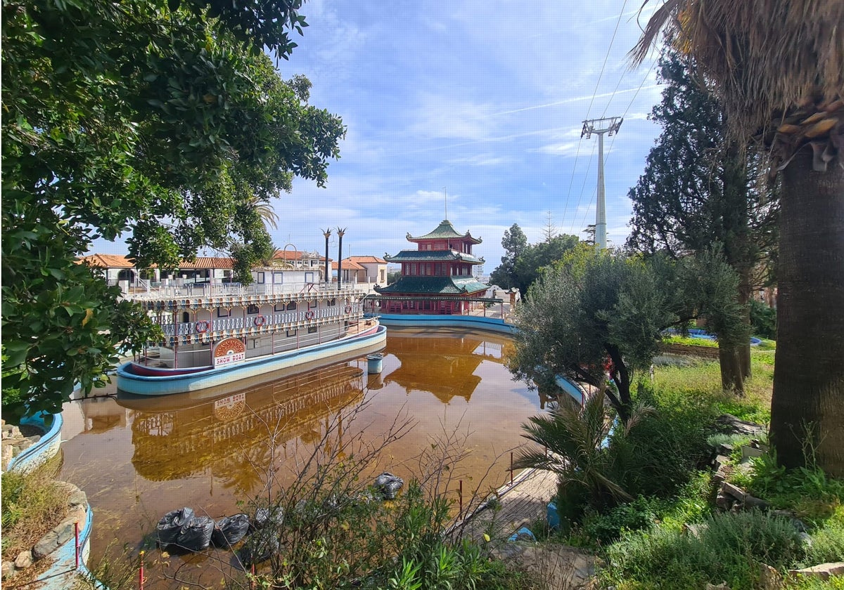 Vista de la icónica pagoda china de Tivoli.