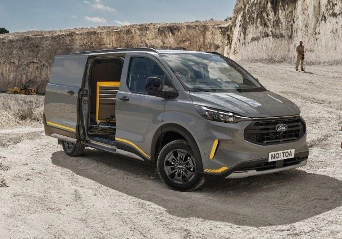 La Ford Transit Custom alcanza una autonomía superior a los 300 kilometros en sus modelos 100% eléctricos.