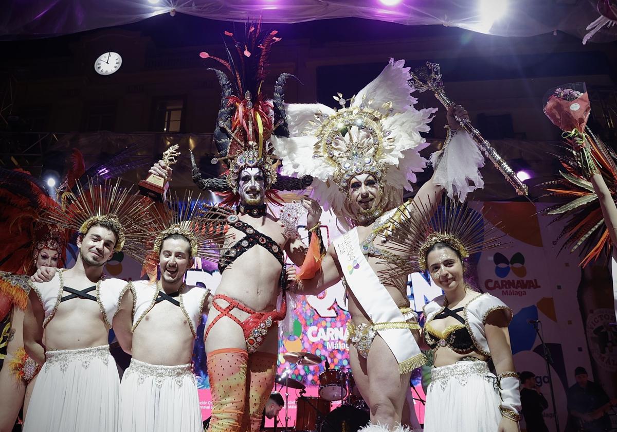 Doble coronación en el Carnaval de Málaga: Los Turkish ganan la Gala ...