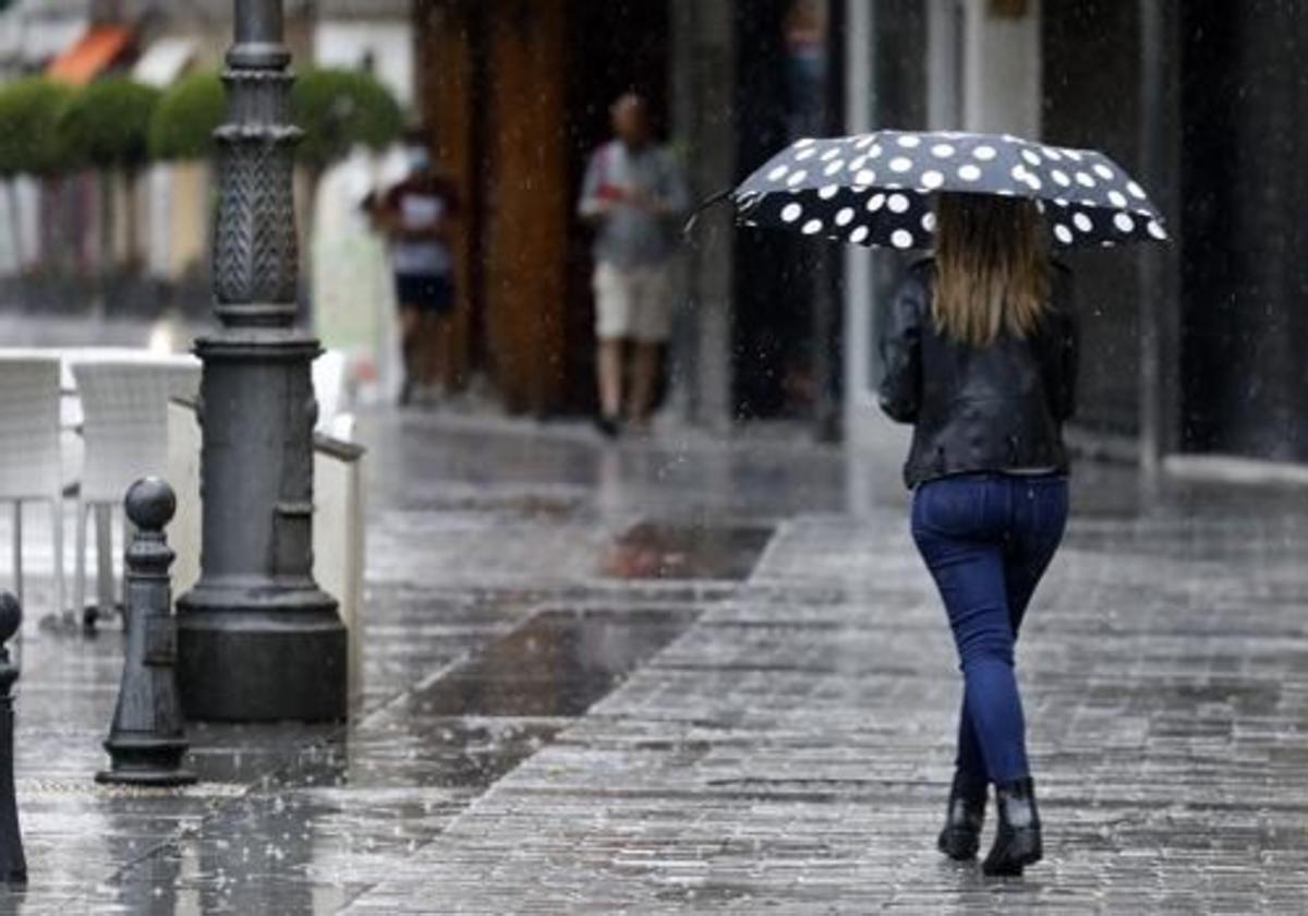 Amplían los avisos por inestabilidad meteorológica en Andalucía este domingo