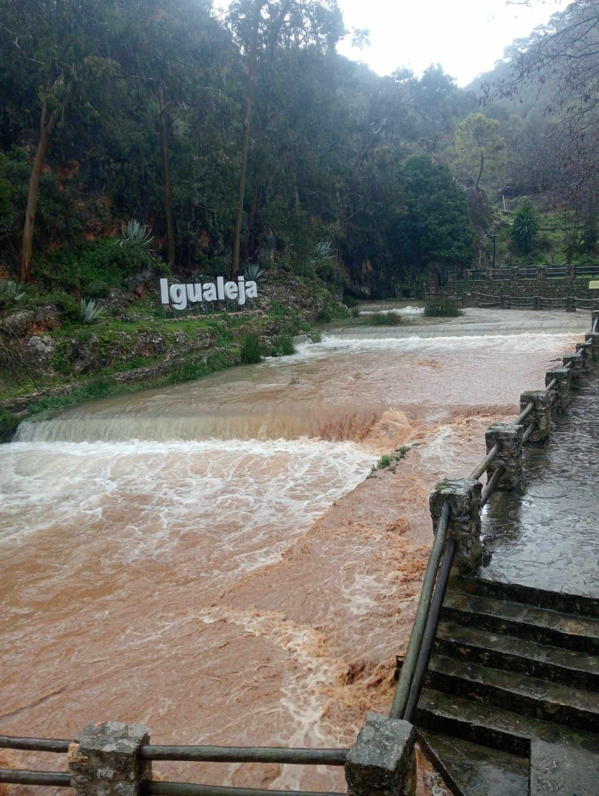 Uno de los municipios más afectados por las intensas lluvias de las últimas horas en Málaga