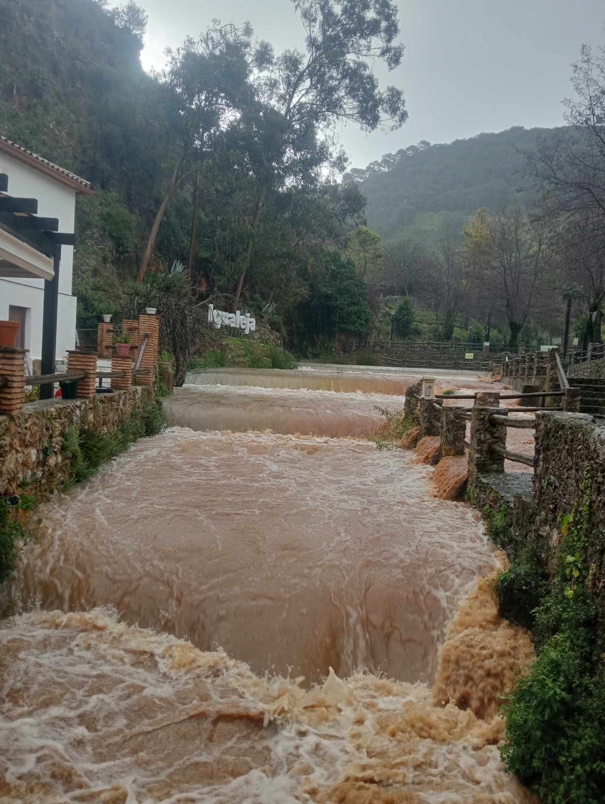 Uno de los municipios más afectados por las intensas lluvias de las últimas horas en Málaga