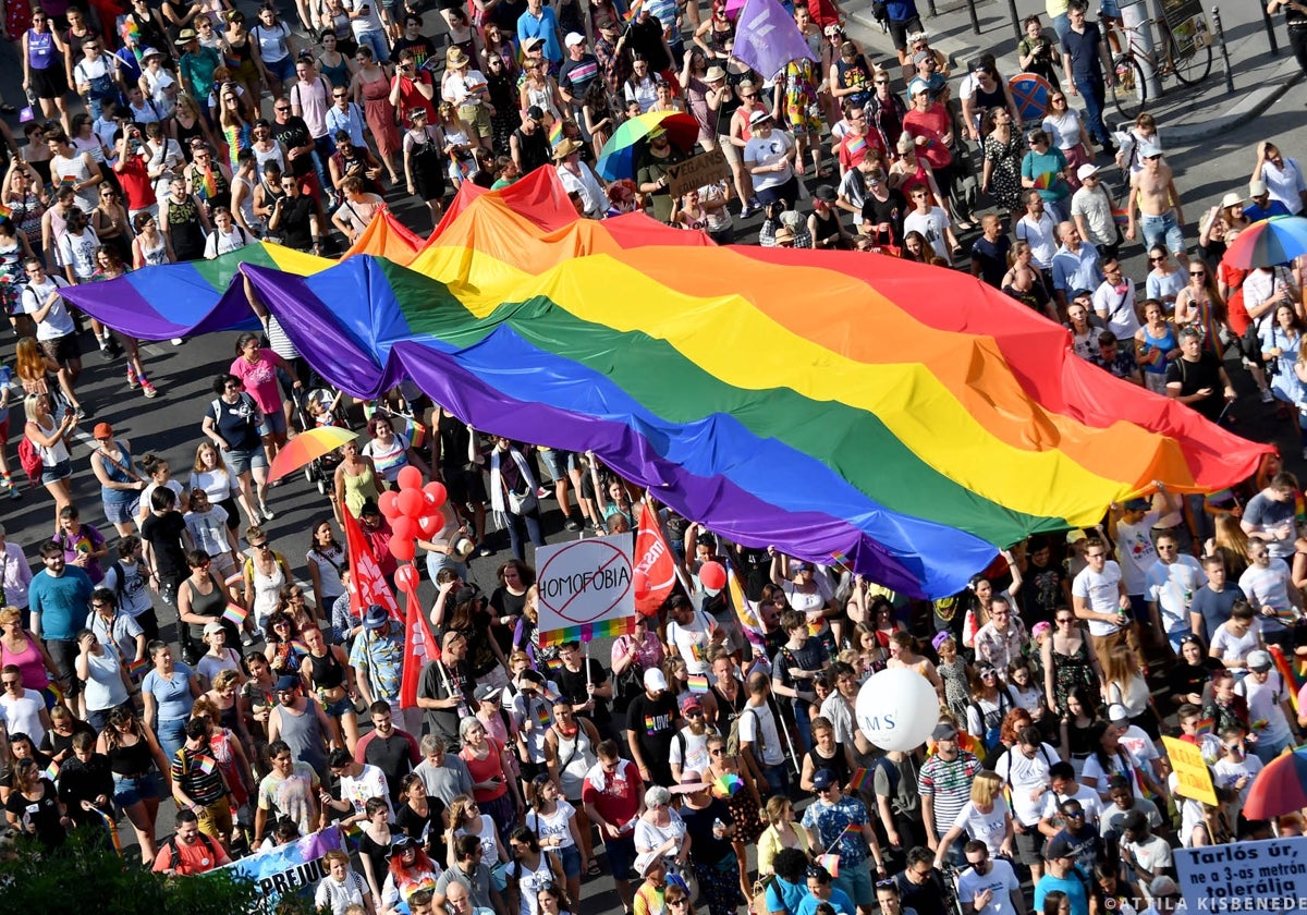 Planes LGTBI para este fin de semana en Andalucía: Málaga celebra el 'Poous'