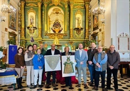 Acto de presentación del diseño que tendrá la nueva vestimenta de la patrona de Vélez-Málaga.