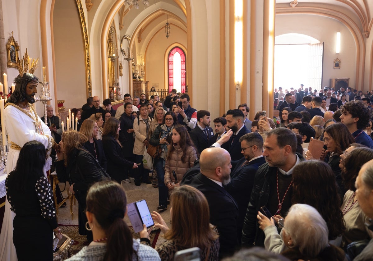 Jesús Cautivo, expuesto en besamanos.