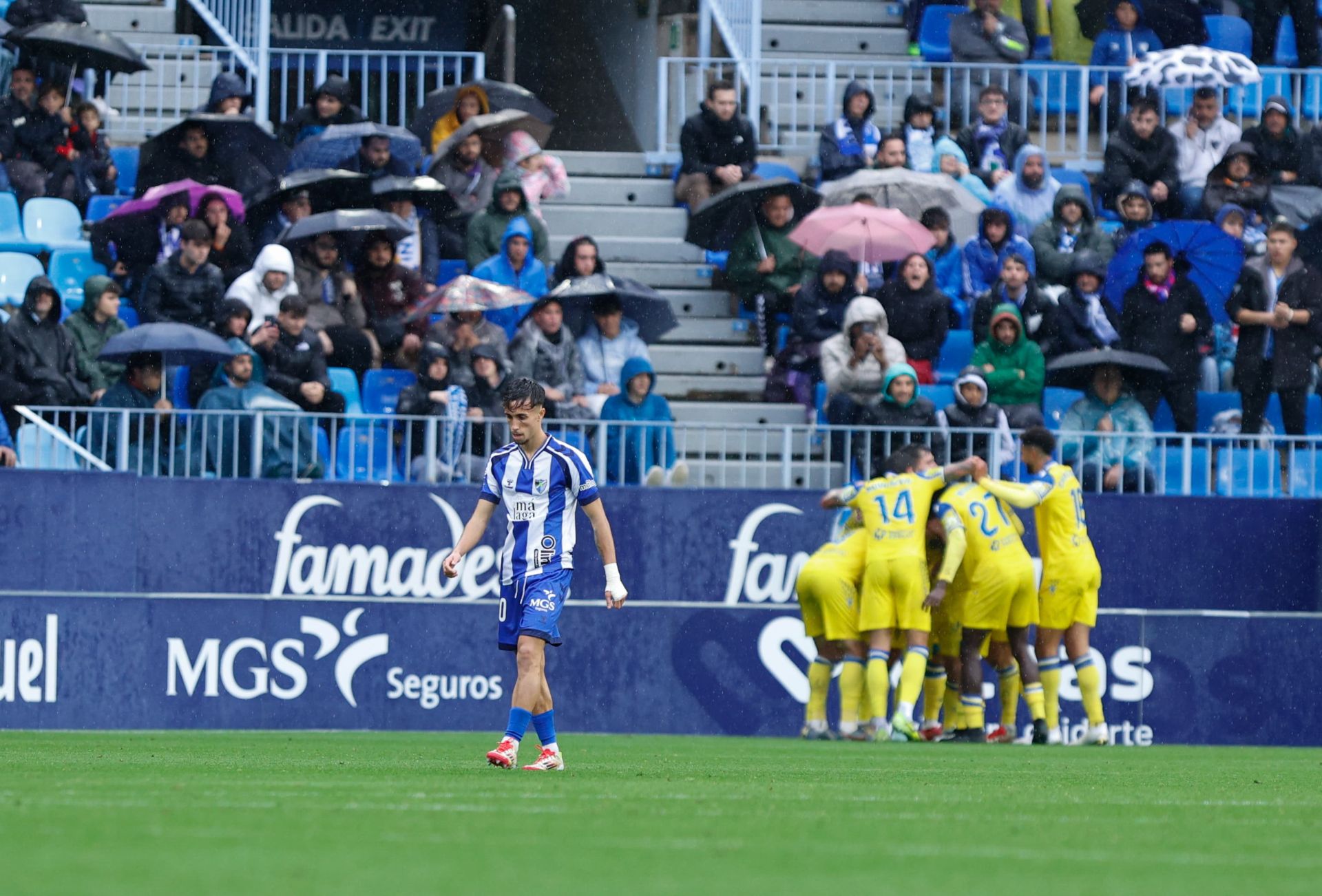 El Málaga - Cádiz, en imágenes