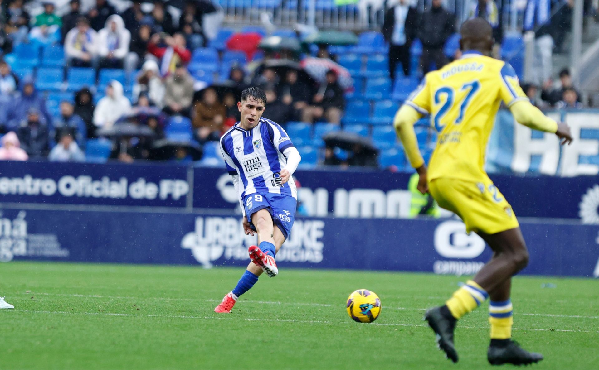 El Málaga - Cádiz, en imágenes