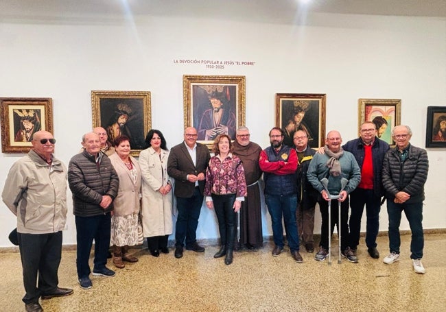 Acto de inauguración de la muestra cofrade en Vélez-Málaga.