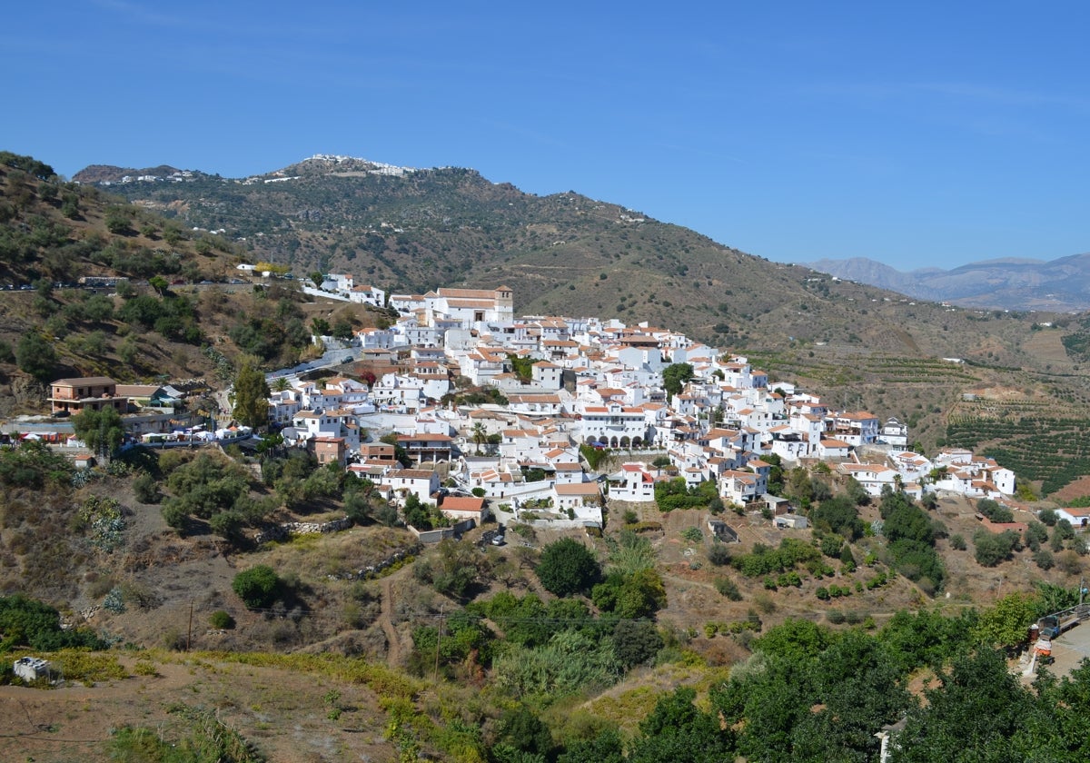 Imagen del casco urbano de Cútar.