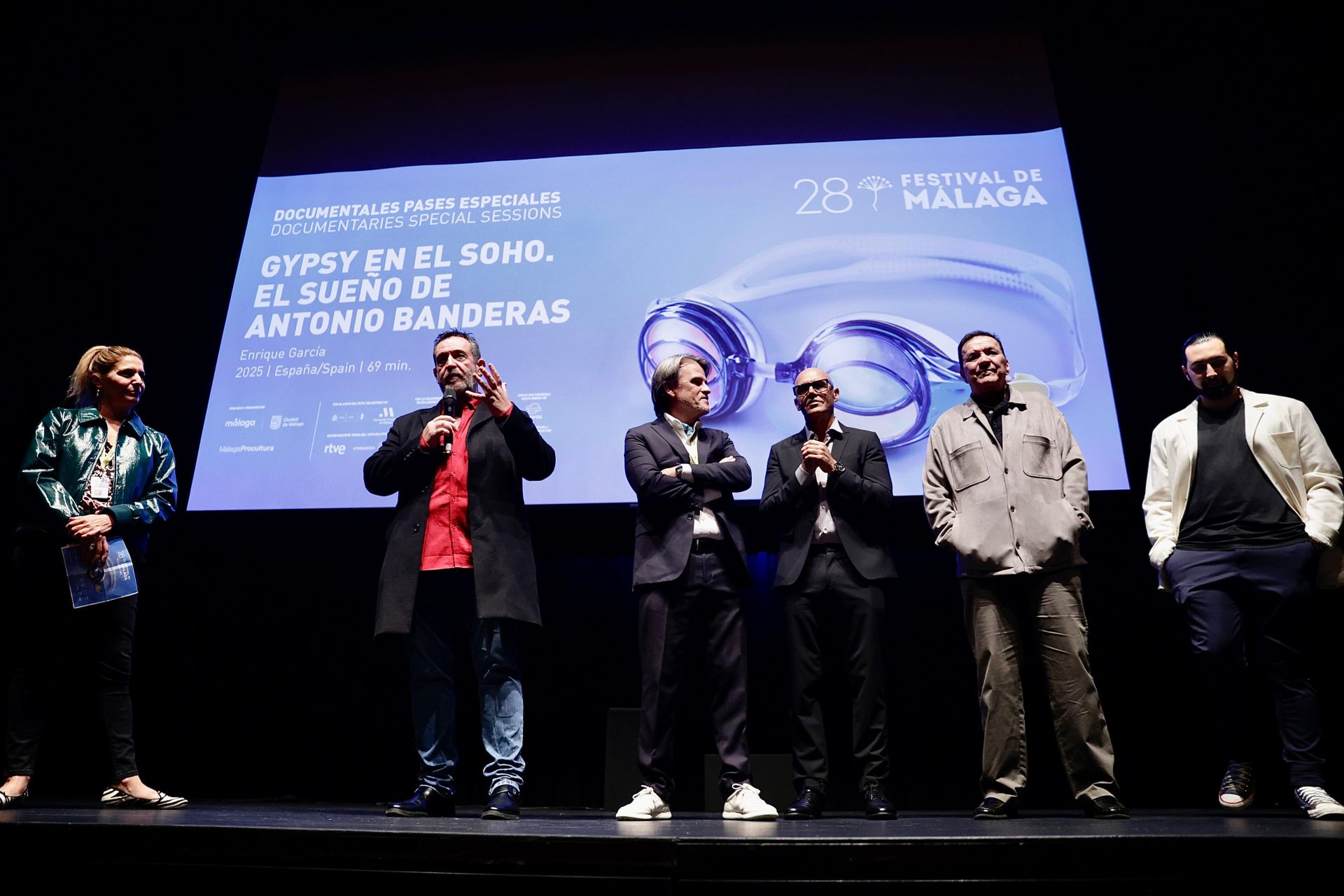 Presentación del documental 'Gypsy en el Soho. El sueño de Antonio Banderas' del director Enrique García