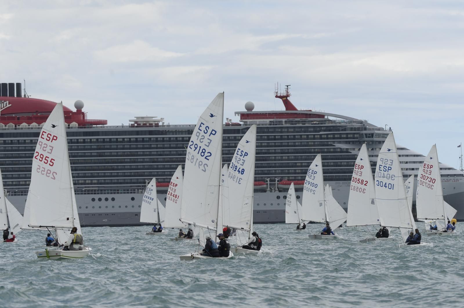 El Trofeo Su Majestad El Rey 2025 de vela en Málaga, en imágenes