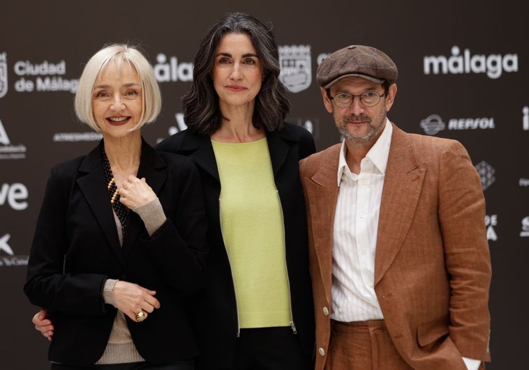 María de Medeiros, Avelina Prat y Manolo Solo, este lunes, en el Festival de Málaga.