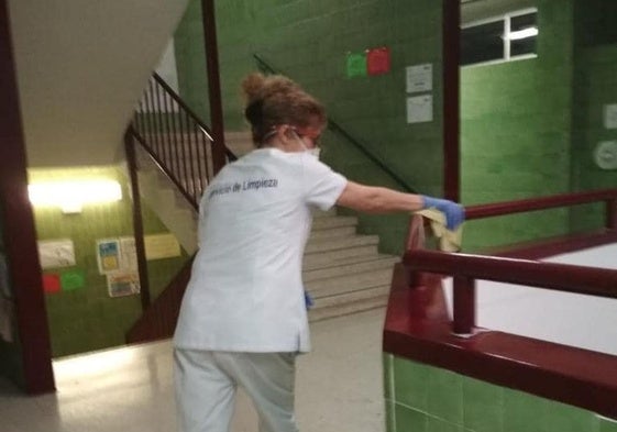 Trabajadoras de limpieza, tras la municipalización del servicio.