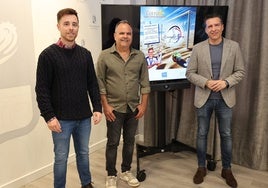Acto de presentación de la nueva escuela deportiva de Torrox, este miércoles.