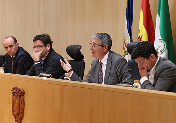 Salado, este miércoles, durante la sesión plenaria.