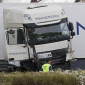Un año del trágico accidente que dejó seis fallecidos tras saltarse un camión un control en la AP-4 en Sevilla