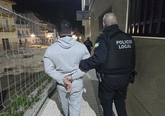 Detenido el supuesto autor de un robo en una vivienda en Alhaurín de la Torre