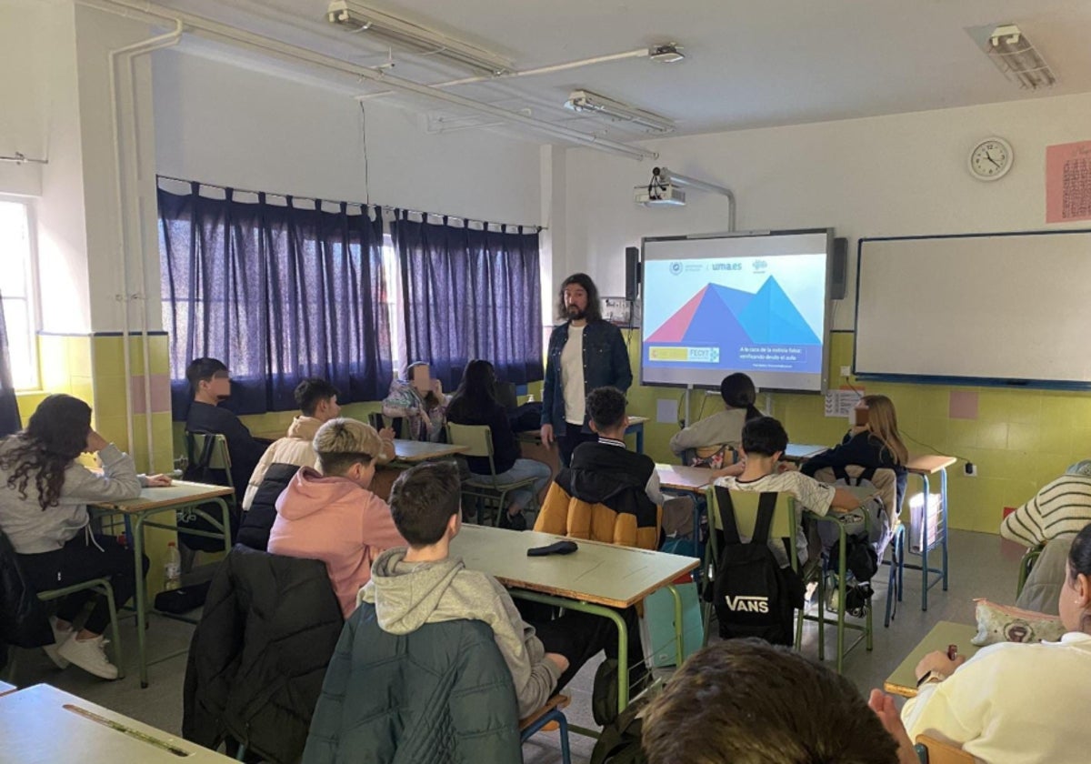 Un concurso de la UMA busca combatir la desinformación entre estudiantes