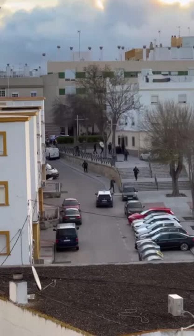 Un malagueño, detenido por sembrar el pánico a tiros por las calles de San Fernando