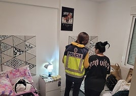 El piso de Málaga convertido en una cárcel para seis colombianas: obligadas a prostituirse las 24 horas