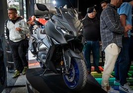 Yamaha TMax 2025.