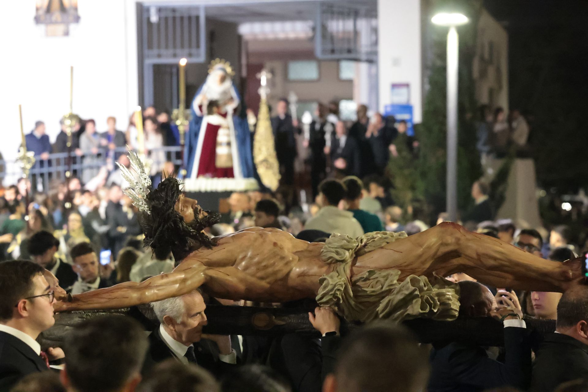 Traslado de los titulares de Crucifixión