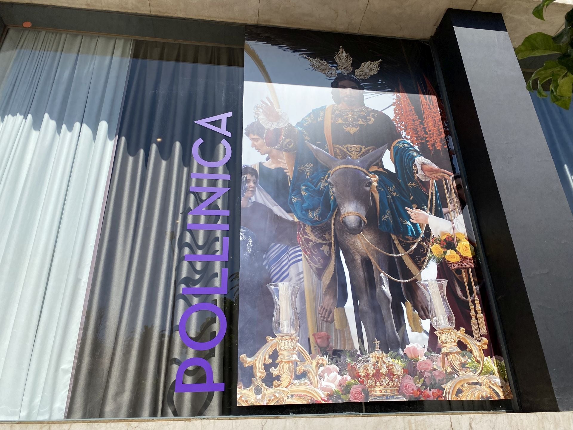 El hotel AC Málaga Palacio se convierte en el escaparate de la Semana Santa malagueña