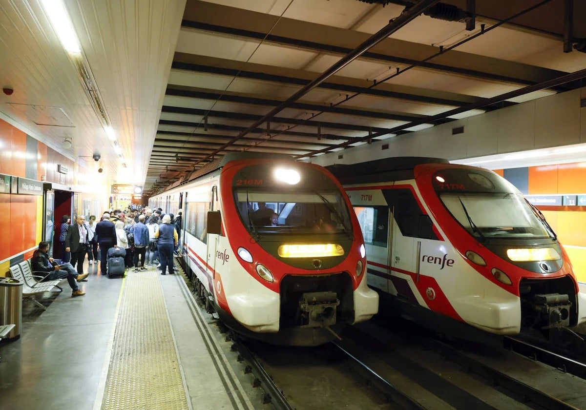 Trenes de Cercanías hasta casi las 3 de la madrugada para volver de las procesiones en Málaga