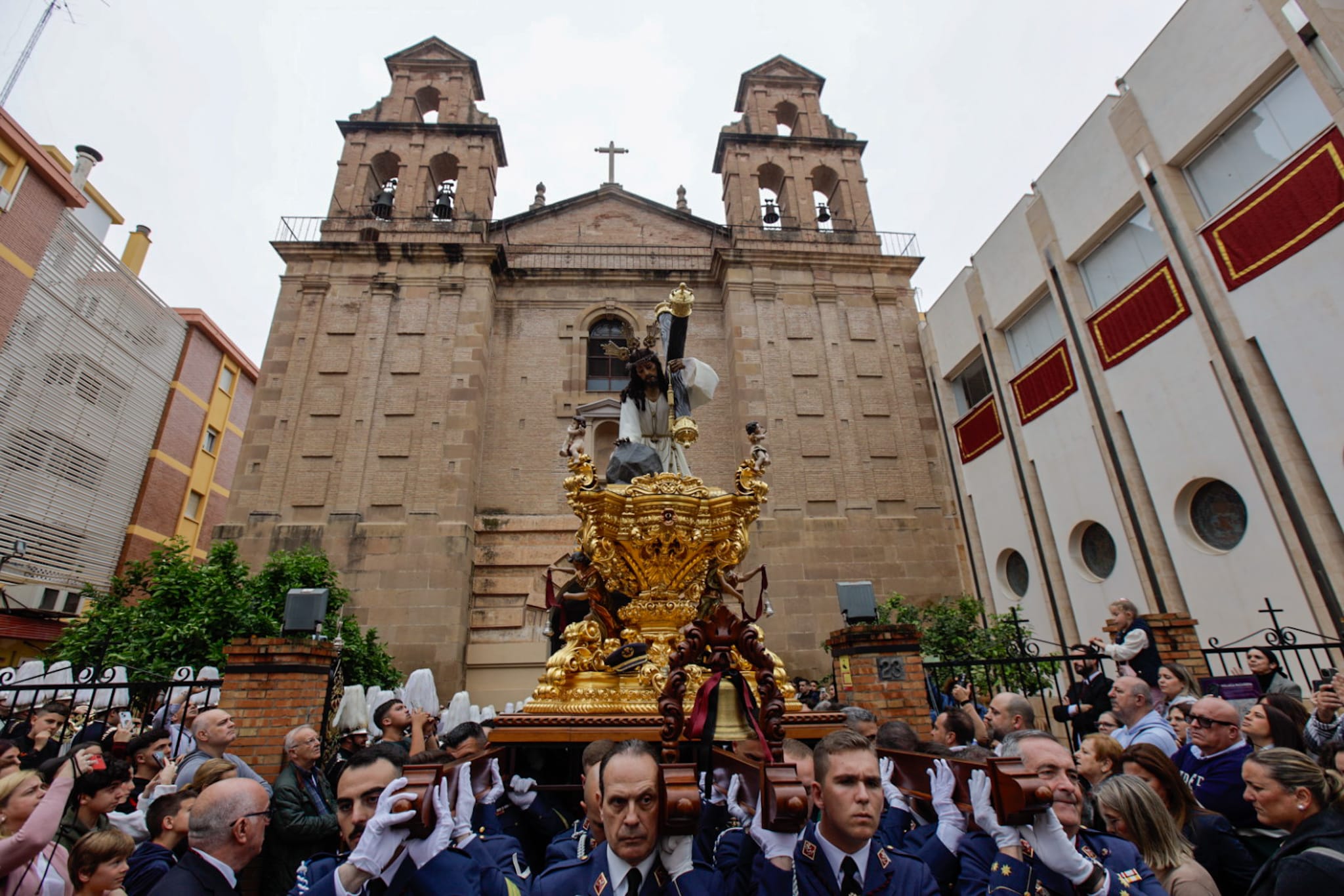 Traslados y procesiones del Sábado de Pasión en Málaga 2025