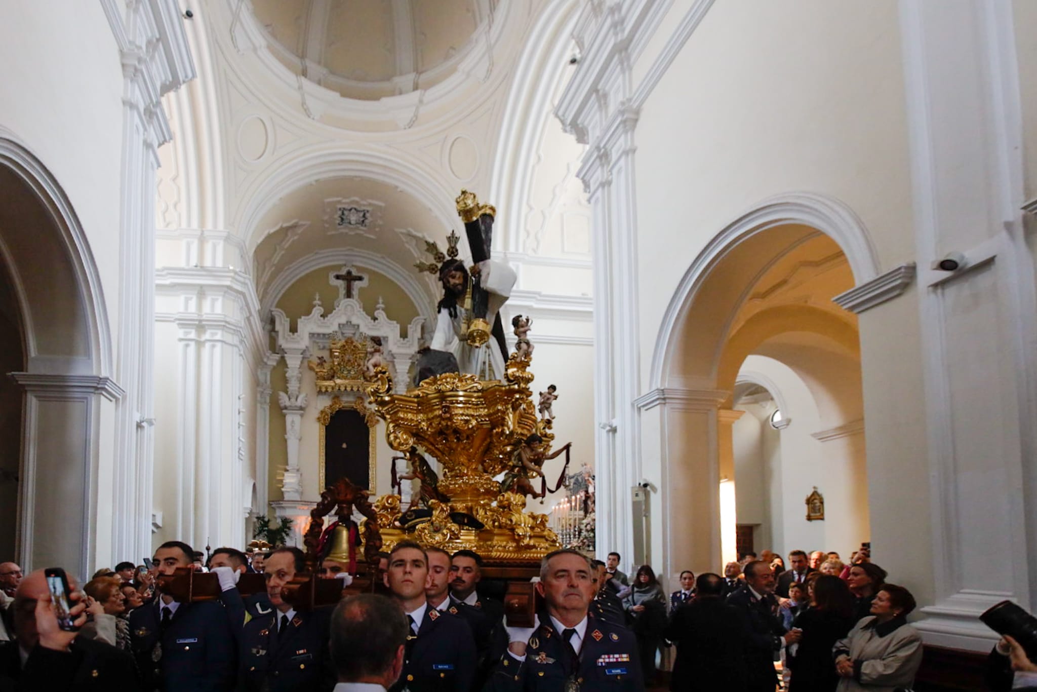 Traslados y procesiones del Sábado de Pasión en Málaga 2025
