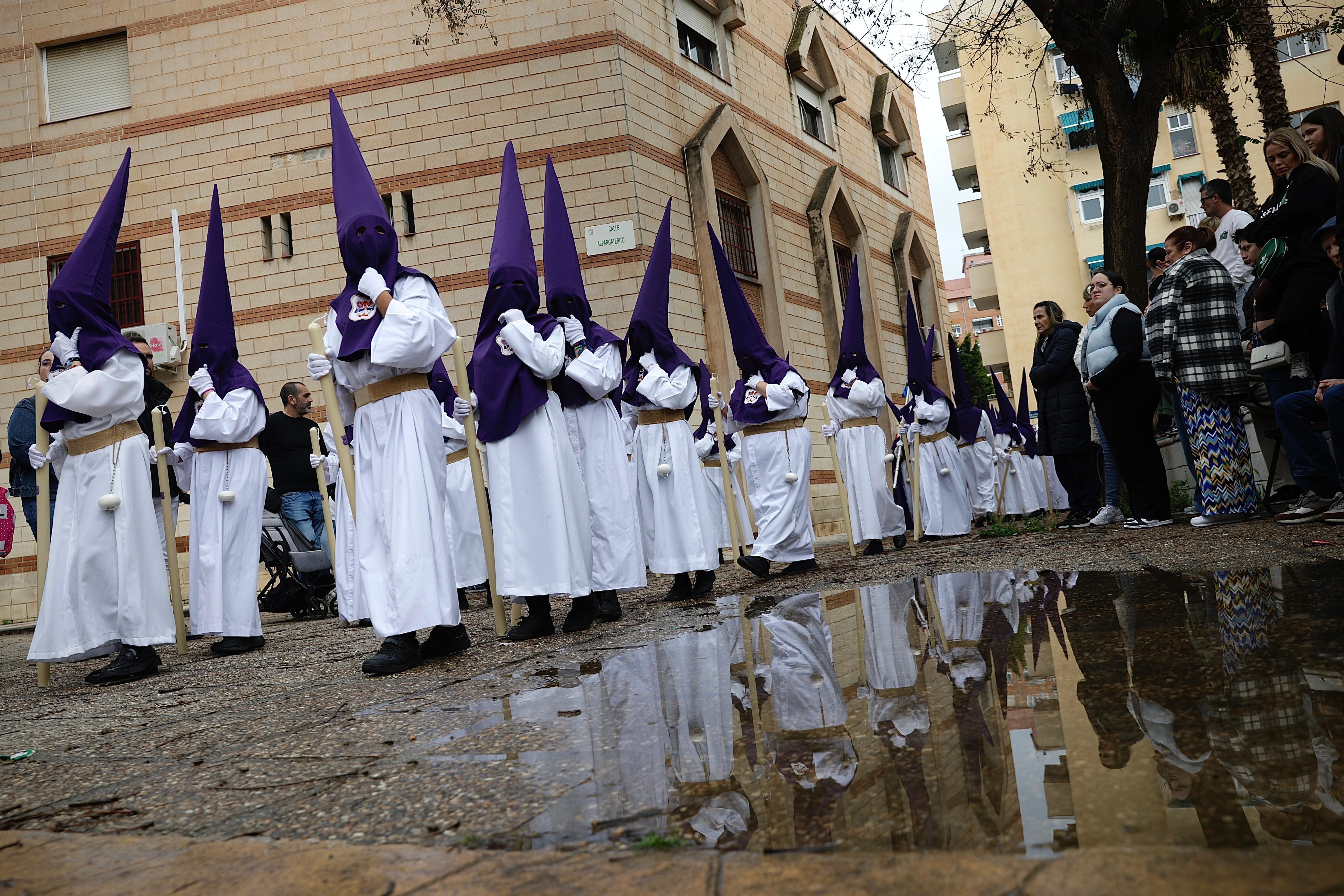 Traslados y procesiones del Sábado de Pasión en Málaga 2025