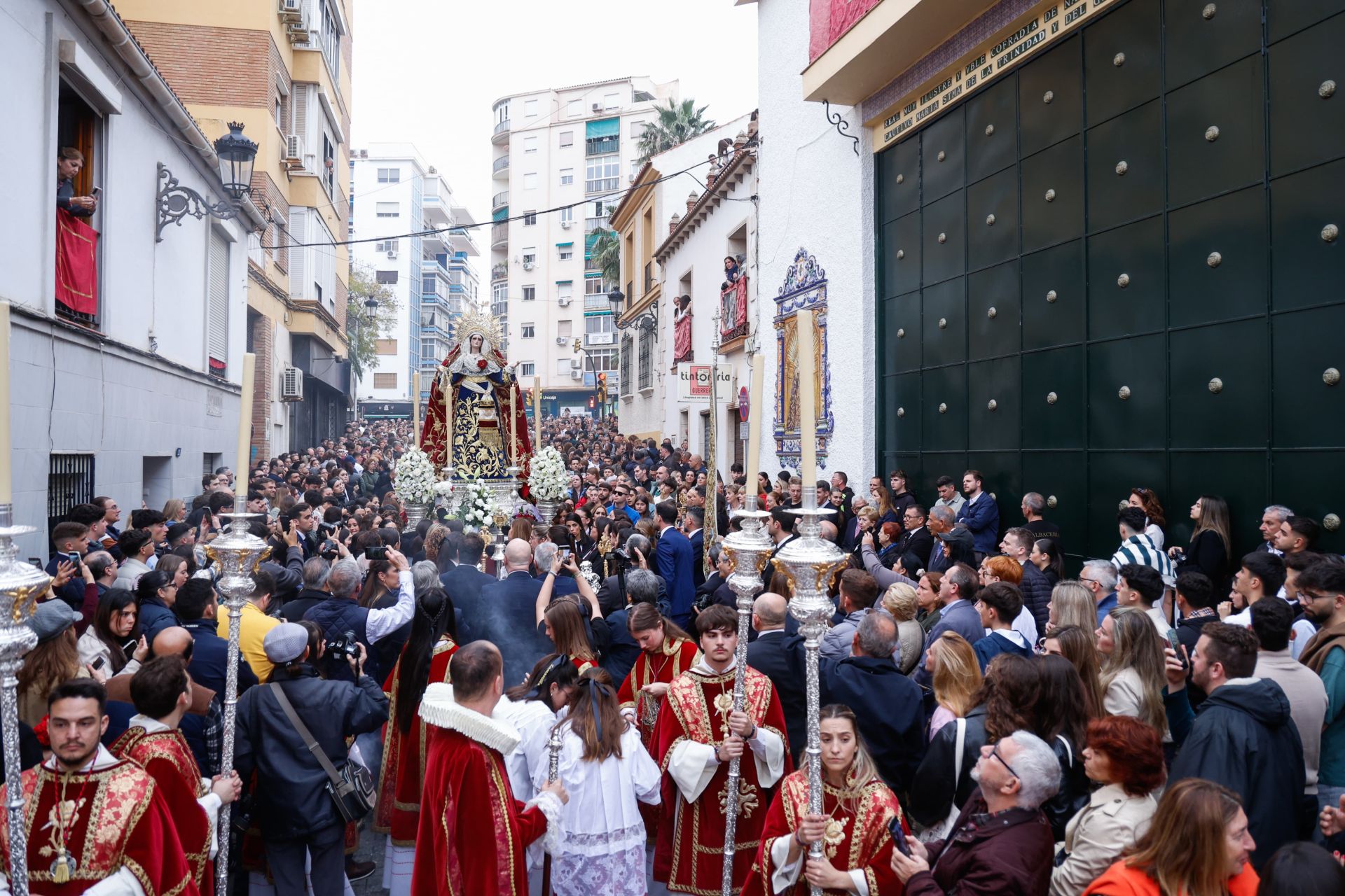 Traslados y procesiones del Sábado de Pasión en Málaga 2025