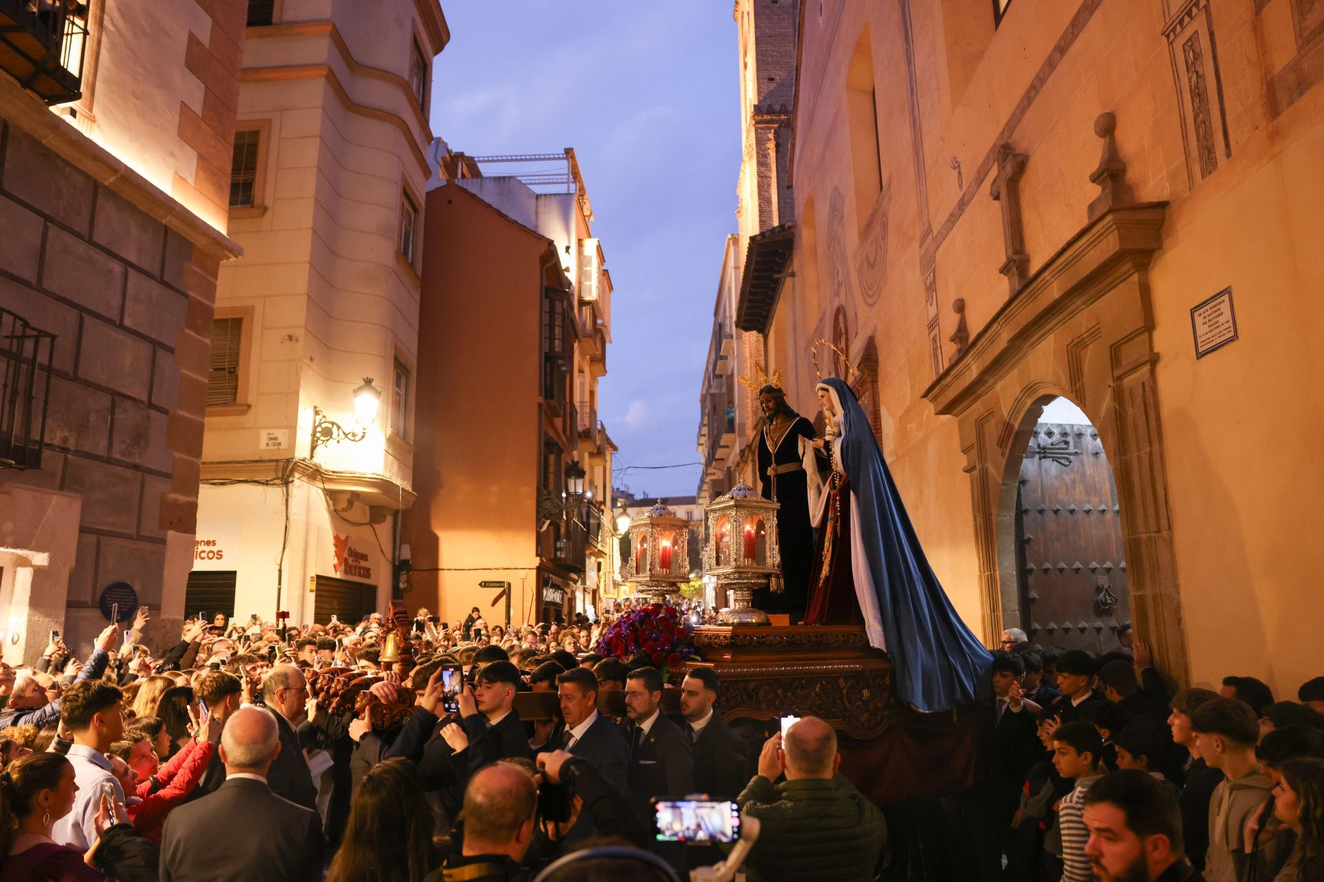 Traslados y procesiones del Sábado de Pasión en Málaga 2025