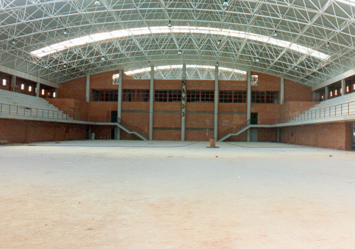 Treinta años de un hito deportivo: el pabellón de la Universidad de Málaga celebra su aniversario