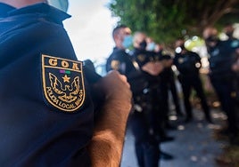 Detenido por agarrarle un pecho a una joven que veía las procesiones del Lunes Santo en Málaga