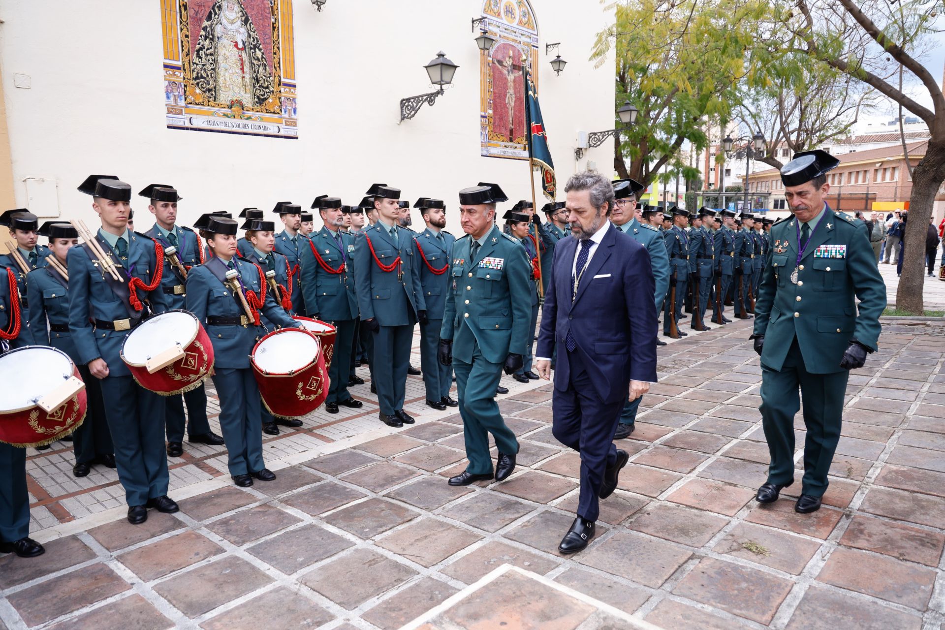 Misa de campaña de la Guardia Civil ante el Santísimo Cristo de la Expiración.