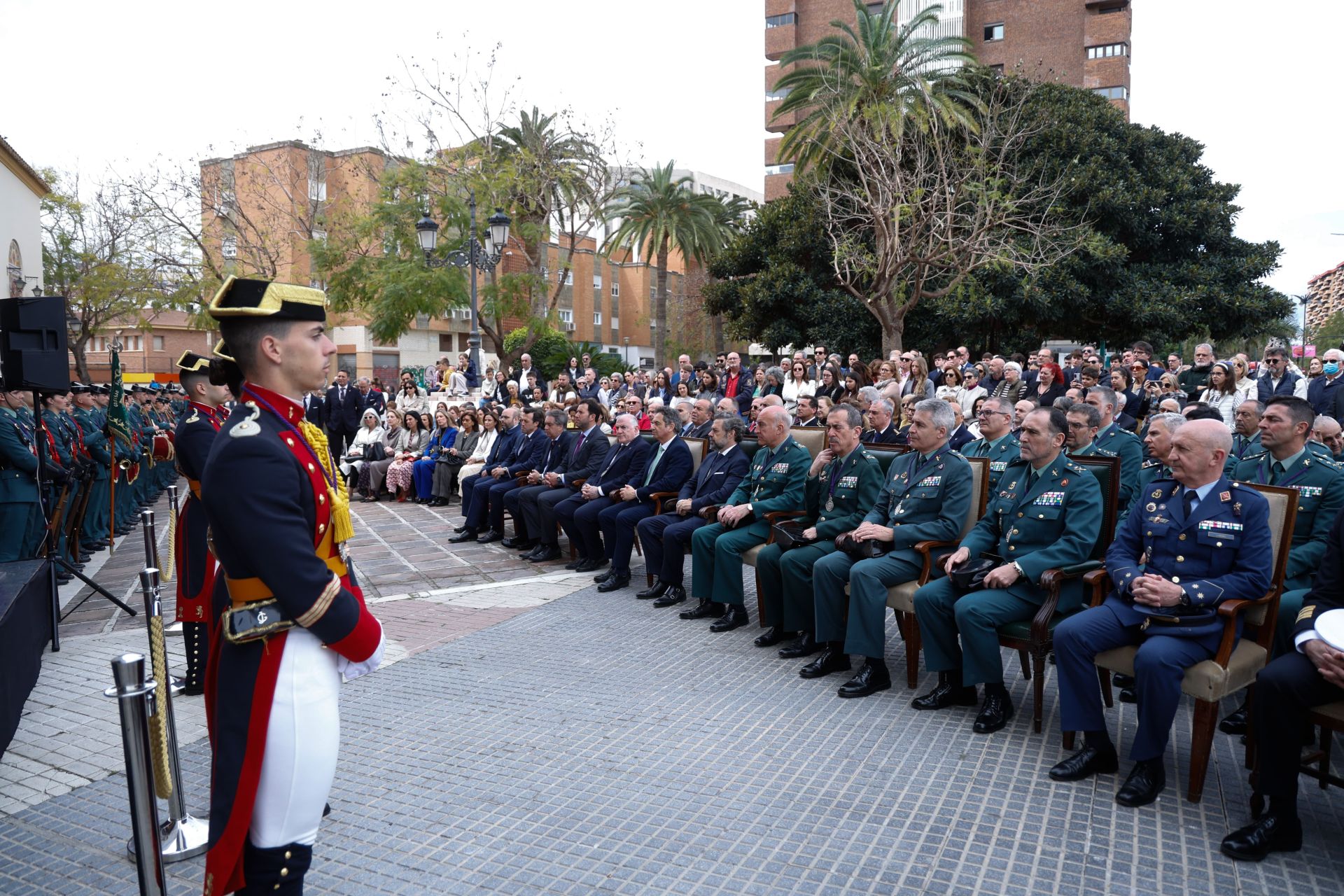 Misa de campaña de la Guardia Civil ante el Santísimo Cristo de la Expiración.