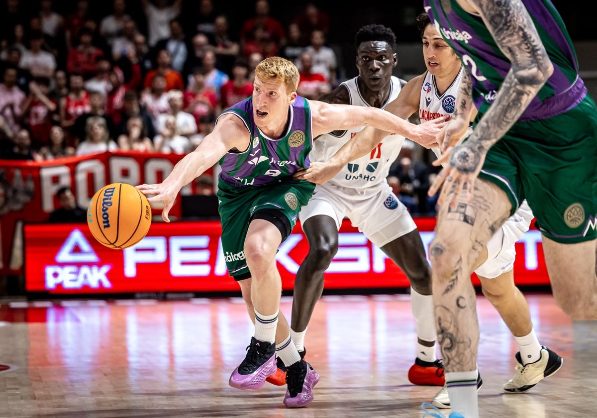 Vídeo resumen de la victoria del Unicaja ante el Reggiana