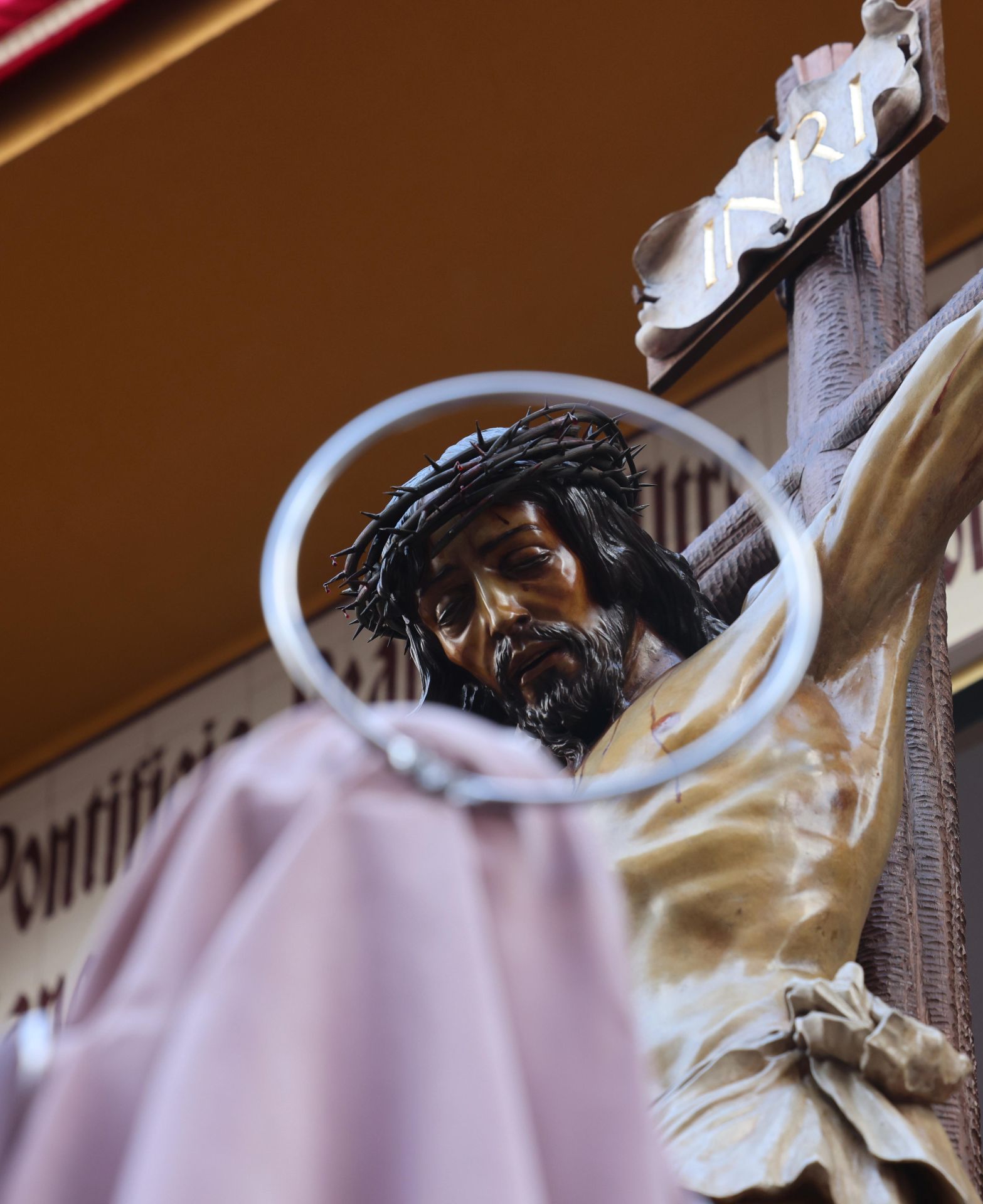 Salida del Santísimo Cristo de la Sangre y María Santísima de Consolación y Lágrimas.