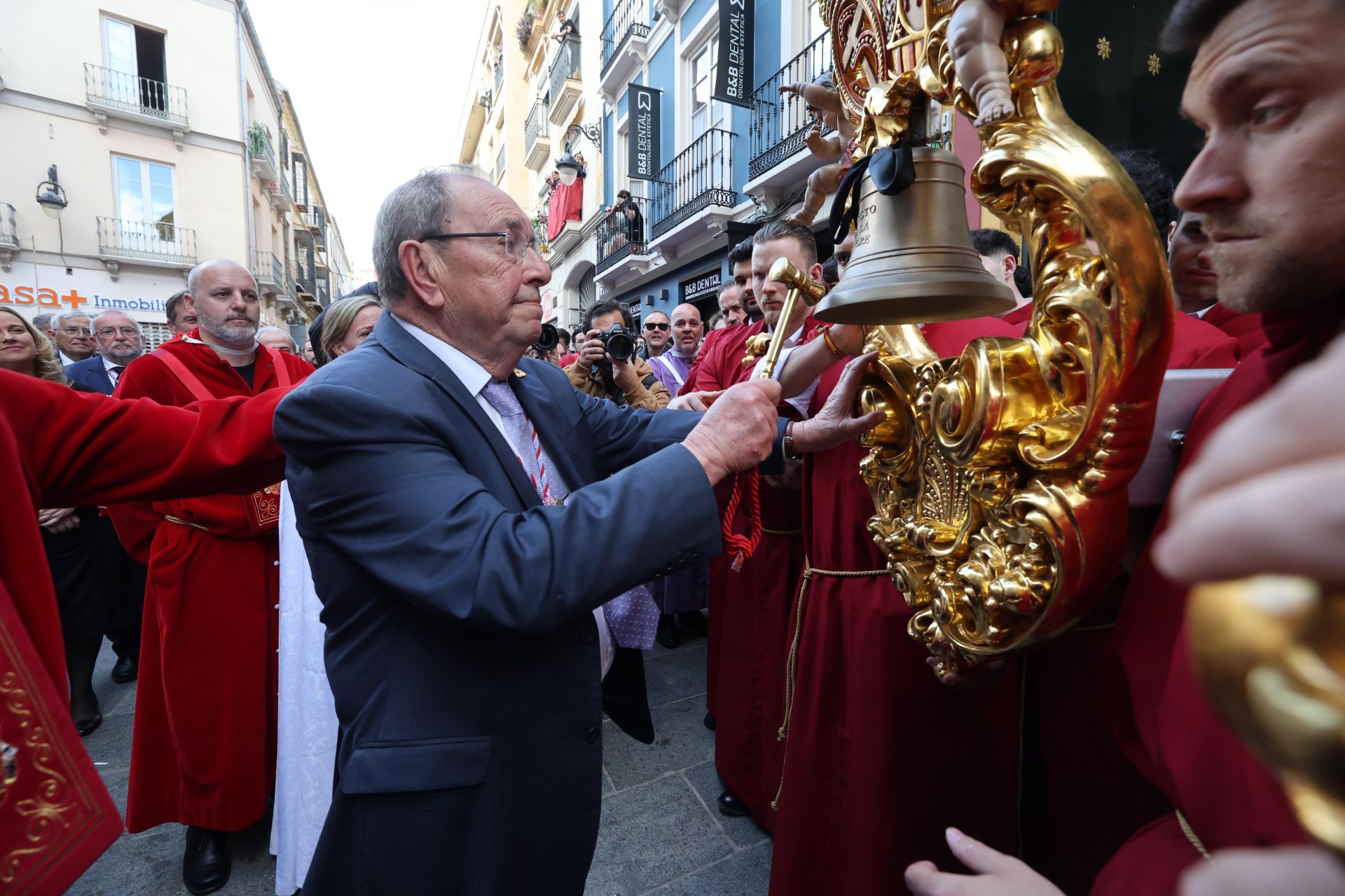 Salida del Santísimo Cristo de la Sangre y María Santísima de Consolación y Lágrimas.
