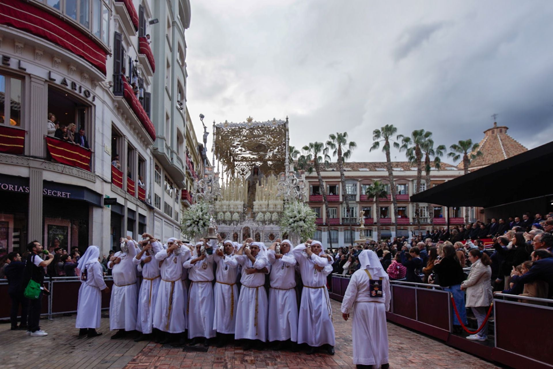 Momentos de la procesión de El Rocío