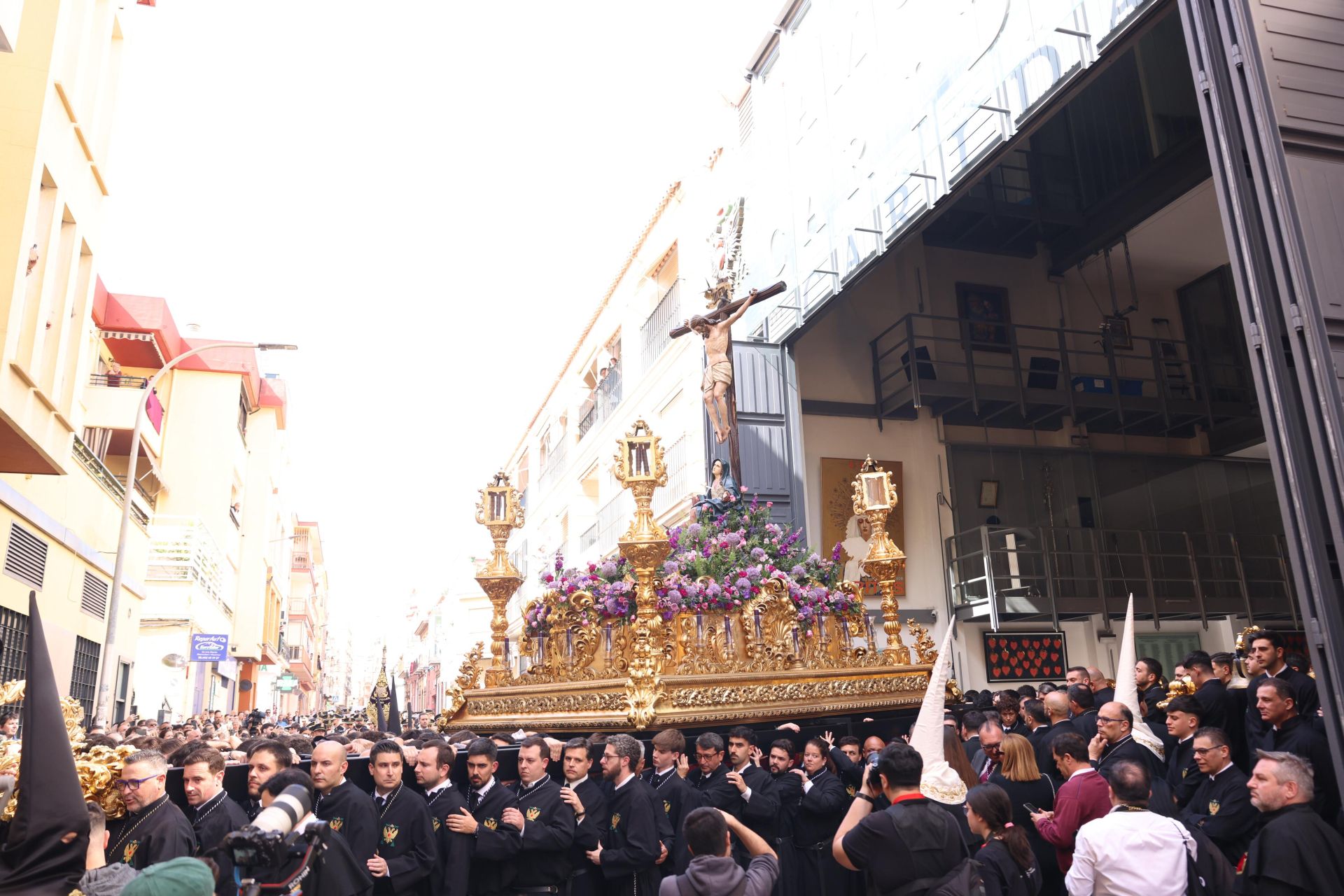 Cofradía del Santísimo Cristo del Amor y Nuestra Señora de la Caridad