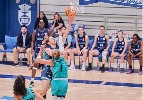 El CAB Estepona pierde el ascenso directo al caer en la pista del líder