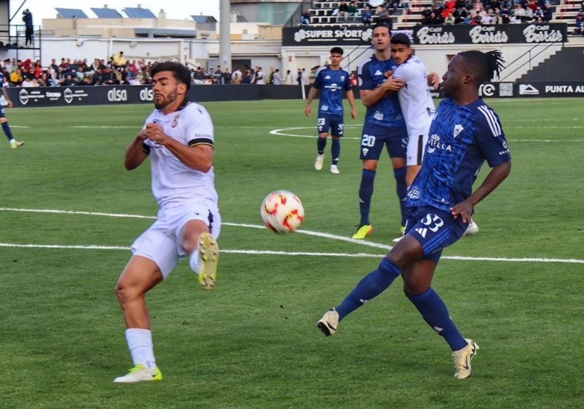 Un notable Marbella cae ante un Ceuta implacable