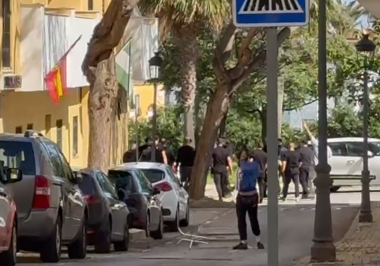 Tiroteo en el desalojo de unas viviendas okupadas en Estepona
