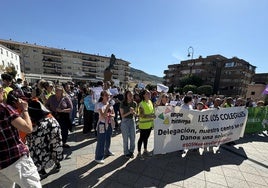 Tras la huelga por la mañana en el instituto, se convocó una concentración por la tarde en la Plaza Castilla