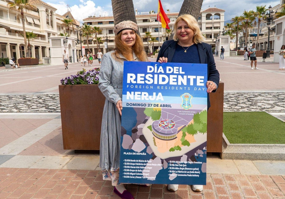 Paula Anthony y la concejala de Residentes, Ana María Muñoz, en la presentación.