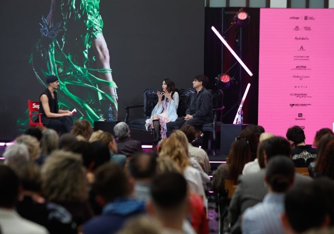 Los diseñadores fueron los protagonistas de la charla 'Identidad y Expresión', moderada por el periodista Juan José Jaimes.