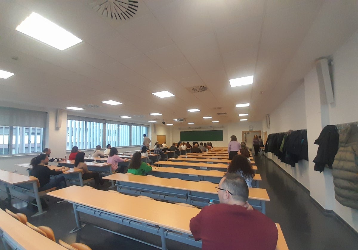 Casi 5.600 personas se examinan este sábado en Málaga para entrar en el SAS