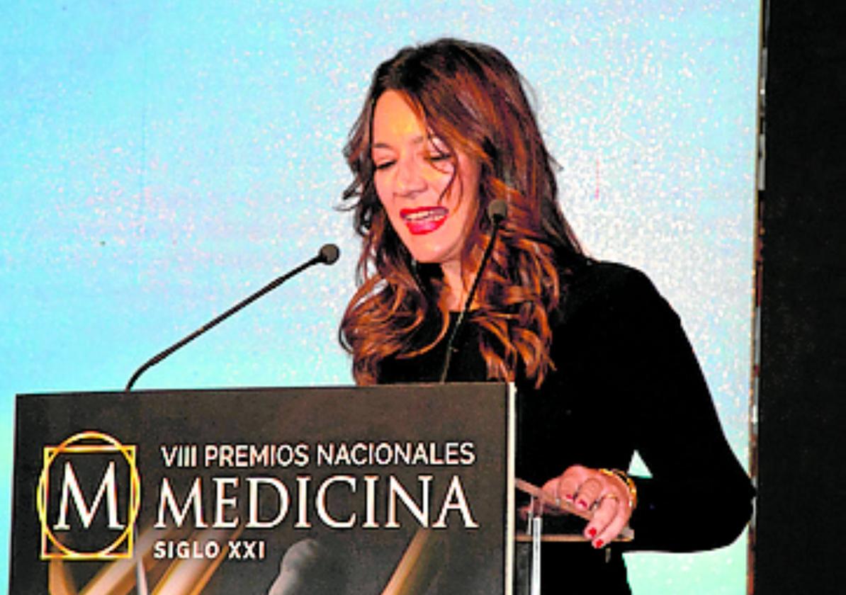Rocío Estella logra el Premio Medicina Siglo XXI edición 2025